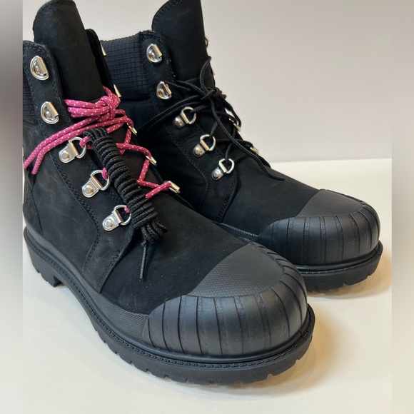 NWOT Timberland Black Leather Boots with Pink and Black Lace Options Included - Picture 4 of 15